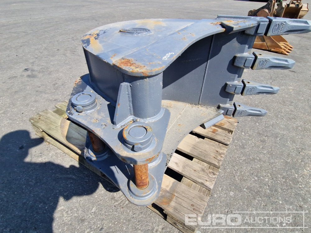 Strickland 24" Digging Bucket to suit Mini Excavator - Lyžica: obrázok 1 Strickland 24" Digging Bucket to suit Mini Excavator - Lyžica: obrázok 1