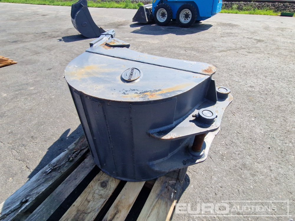 Strickland 24" Digging Bucket to suit Mini Excavator - Lyžica: obrázok 4 Strickland 24" Digging Bucket to suit Mini Excavator - Lyžica: obrázok 4