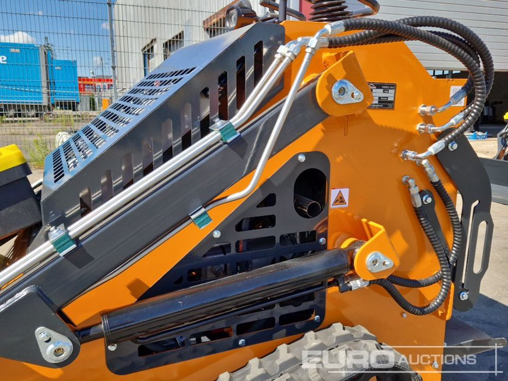 Šmykom riadený nakladač Unused 2025 Arteer QB-480: obrázok 13