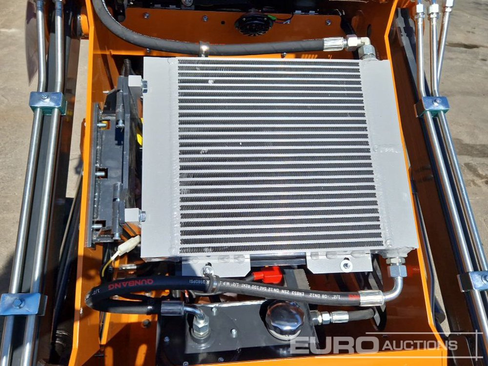 Šmykom riadený nakladač Unused 2025 Arteer QB-480: obrázok 19