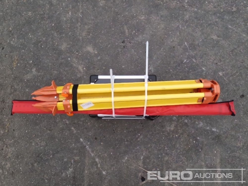 Unused 2025 SKLP Laser Level, Self-Levelling Rotary Laser Level with Batteries, Receiver, Tripod, Grade Rod - Vybavenie garáže/ Dielne: obrázok 5 Unused 2025 SKLP Laser Level, Self-Levelling Rotary Laser Level with Batteries, Receiver, Tripod, Grade Rod - Vybavenie garáže/ Dielne: obrázok 5