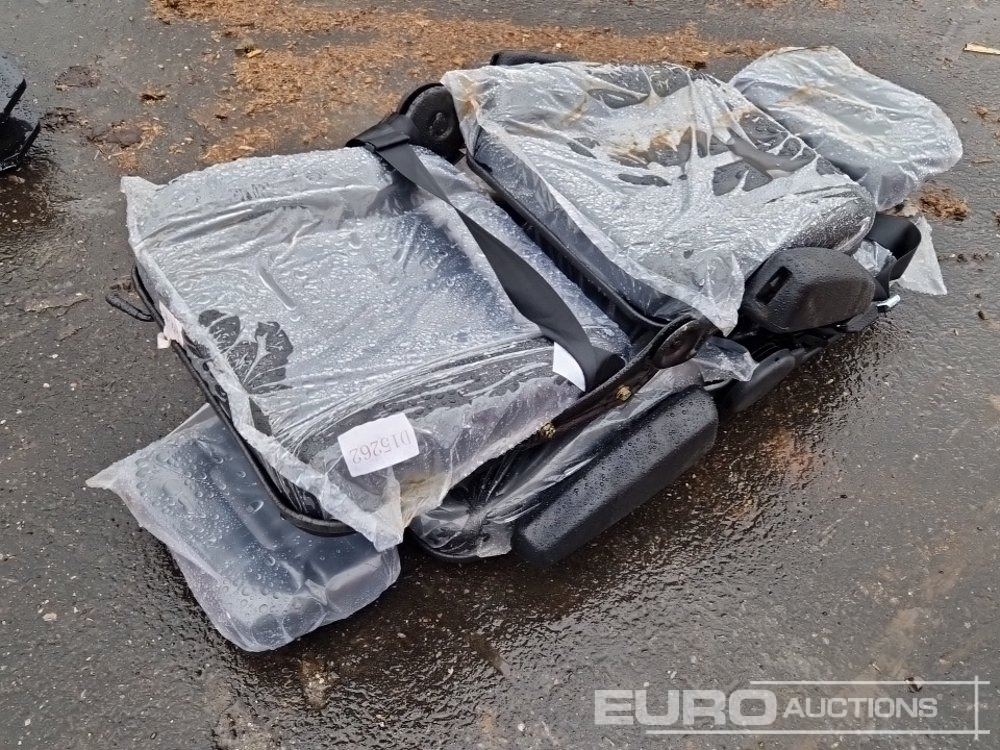 Unused 2025 SKLP Luxury Equipment Seat (2 of) - Vybavenie garáže/ Dielne: obrázok 1 Unused 2025 SKLP Luxury Equipment Seat (2 of) - Vybavenie garáže/ Dielne: obrázok 1