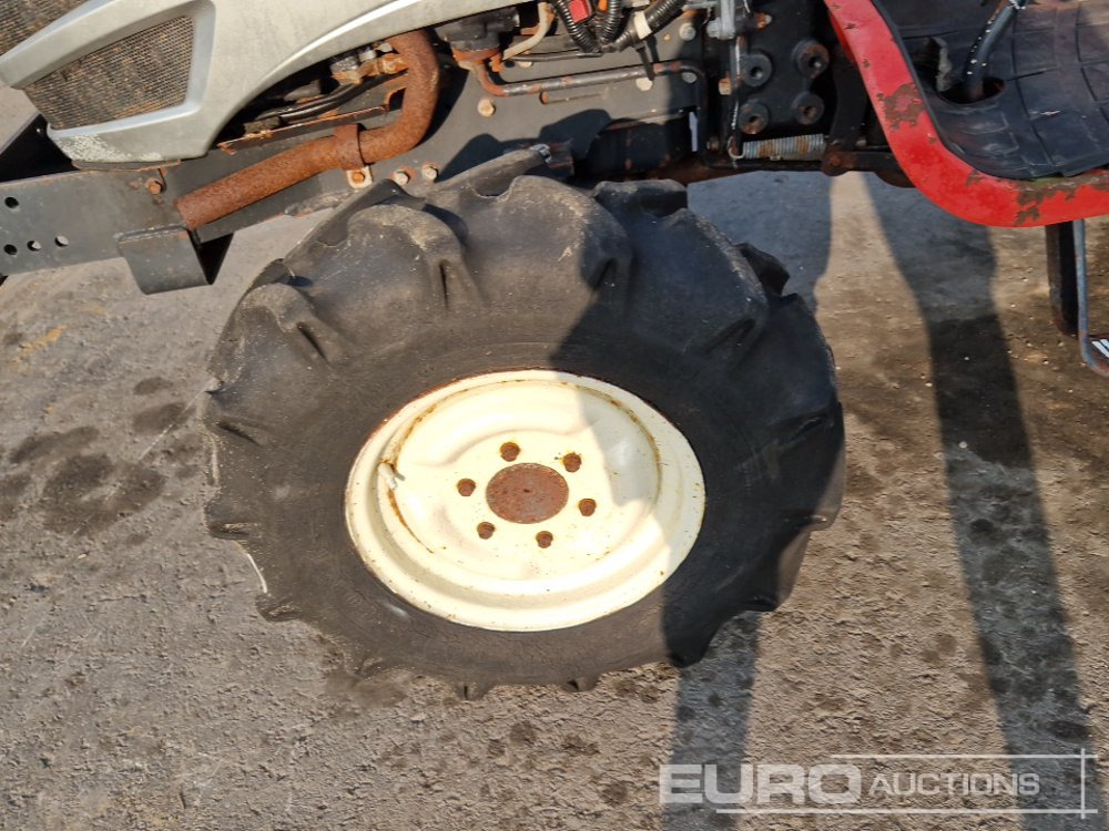 Kompaktný traktor Yanmar EF120: obrázok 8