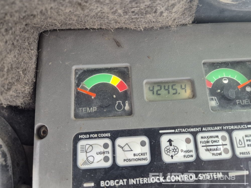 2007 Bobcat S130 - Šmykom riadený nakladač: obrázok 5 2007 Bobcat S130 - Šmykom riadený nakladač: obrázok 5