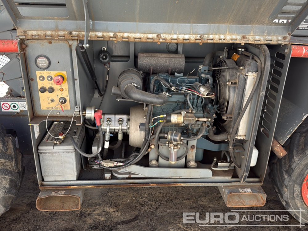 Samohybná plošiny 2015 SkyJack SJ6832RT: obrázok 23