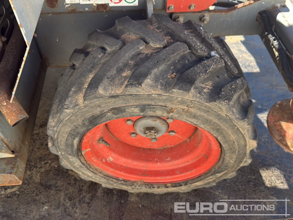 Samohybná plošiny 2015 SkyJack SJ6832RT: obrázok 12