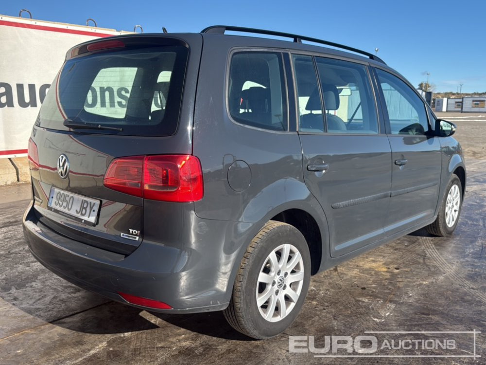 2015 Volkswagen Touran - Automobil: obrázok 5 2015 Volkswagen Touran - Automobil: obrázok 5