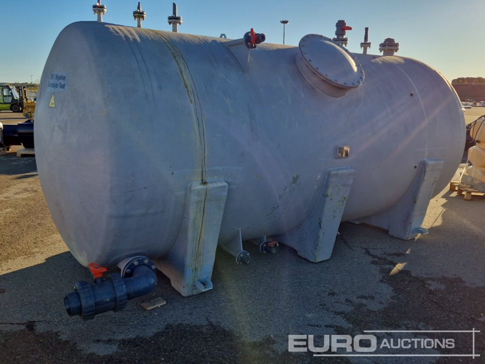 2017 Tadipol 10m3 Horizontal Bowser - Stavebné zariadenia: obrázok 1 2017 Tadipol 10m3 Horizontal Bowser - Stavebné zariadenia: obrázok 1