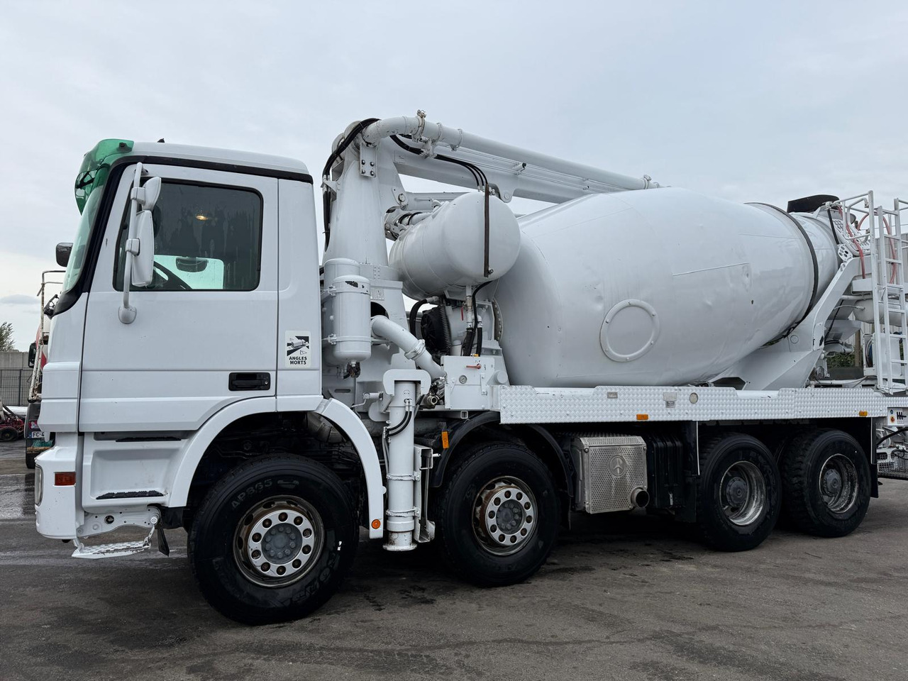 Camion mixo-pompe Mercedes Actros DS-840-FF - Domiešavač s pumpou: obrázok 2 Camion mixo-pompe Mercedes Actros DS-840-FF - Domiešavač s pumpou: obrázok 2