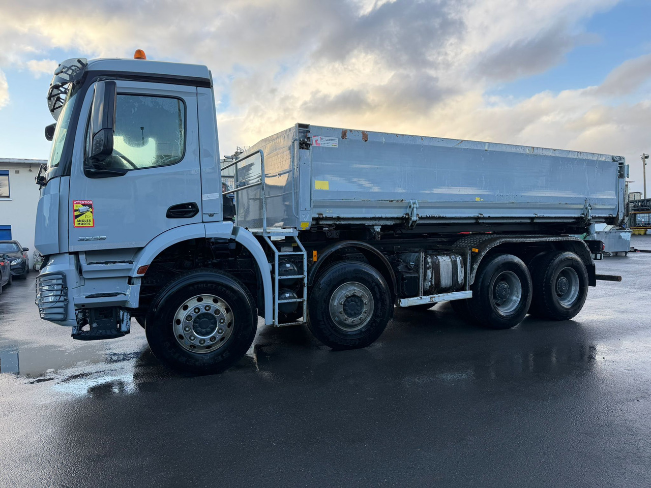 Camion porteur bi-benne EM-584-QH - Sklápač: obrázok 4 Camion porteur bi-benne EM-584-QH - Sklápač: obrázok 4