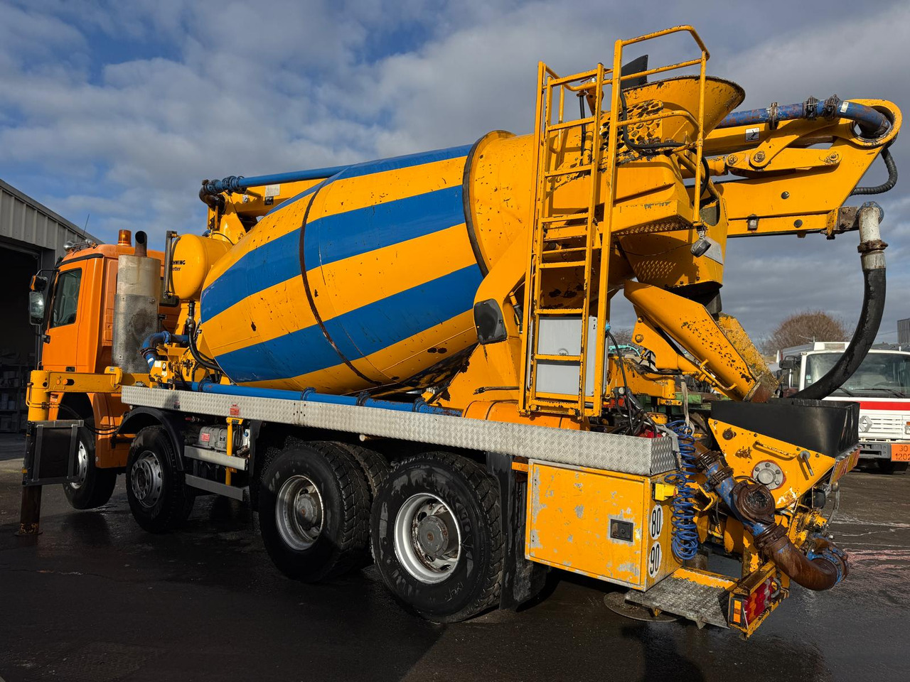 Camion pumi Mercedes Benz Actros 3241 BA-654-EE - Autočerpadlo: obrázok 5 Camion pumi Mercedes Benz Actros 3241 BA-654-EE - Autočerpadlo: obrázok 5