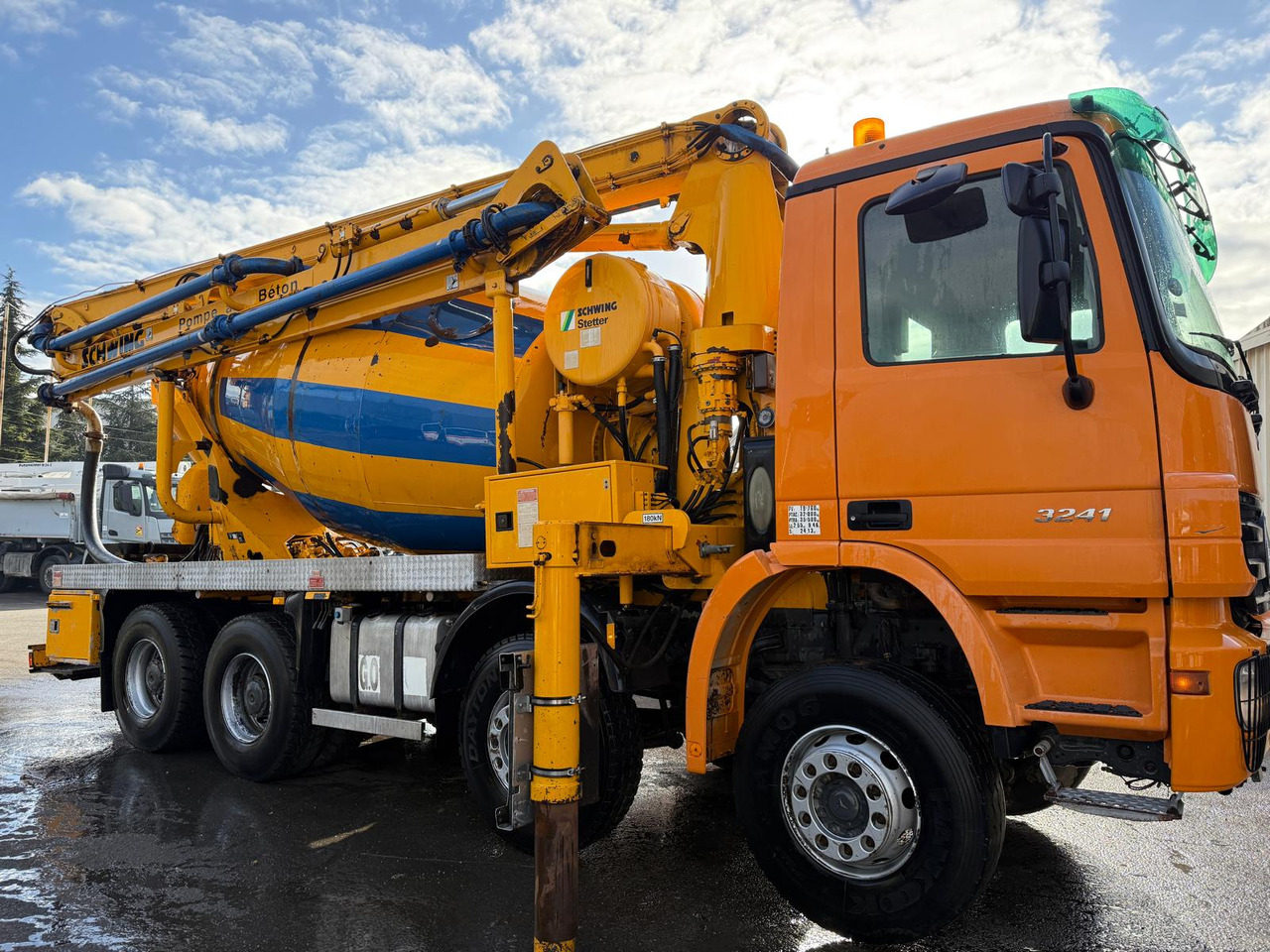 Camion pumi Mercedes Benz Actros 3241 BA-654-EE - Autočerpadlo: obrázok 3 Camion pumi Mercedes Benz Actros 3241 BA-654-EE - Autočerpadlo: obrázok 3