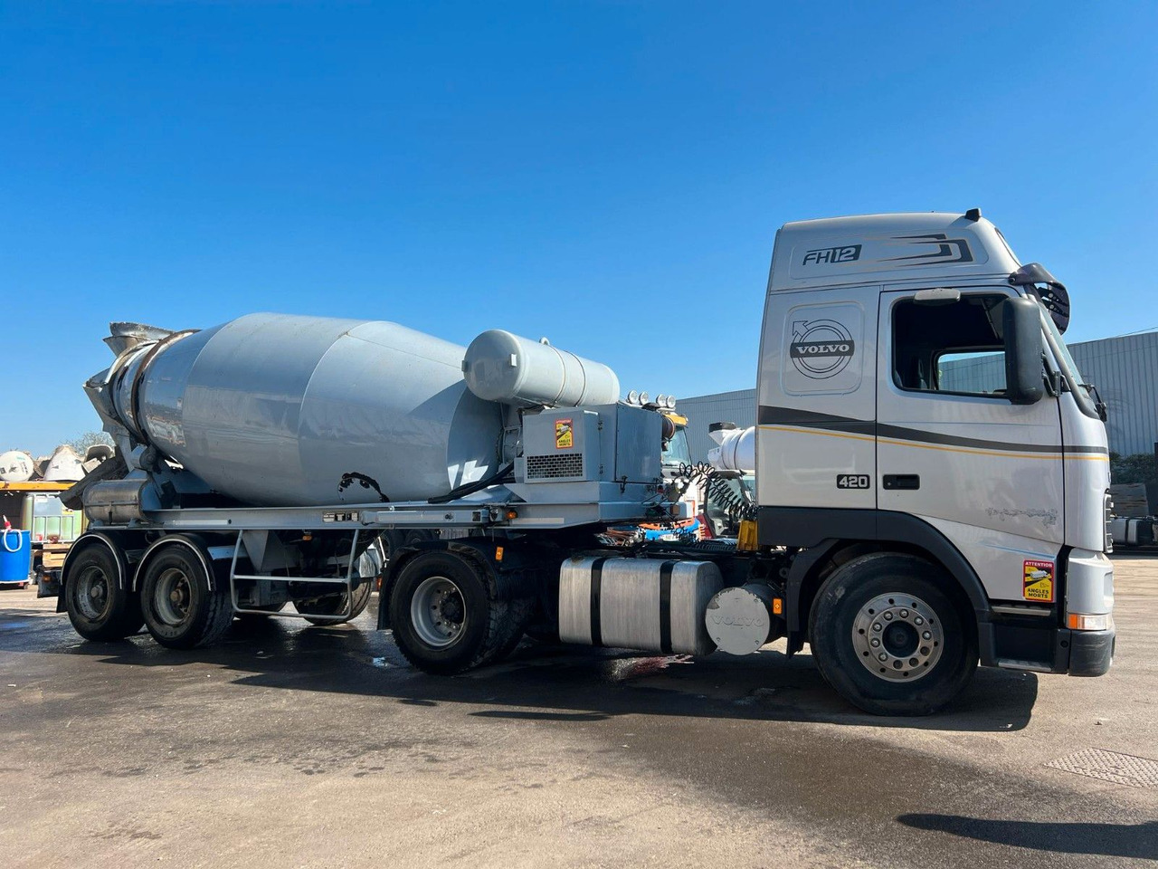 Liebherr Concrete semi trailer - Príves: obrázok 4 Liebherr Concrete semi trailer - Príves: obrázok 4