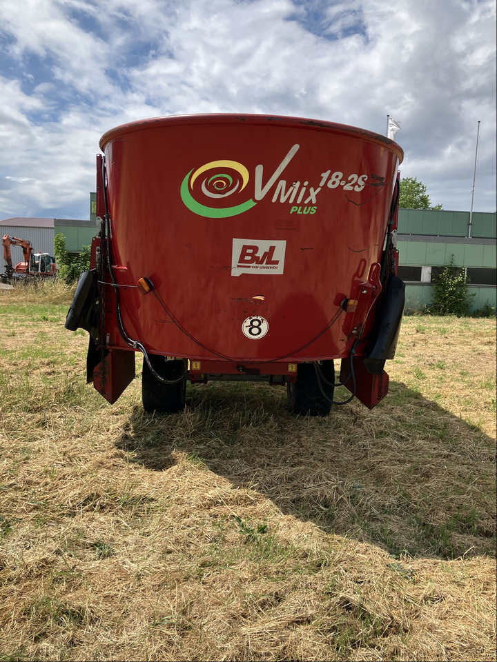 BVL Futtermischwagen V-Mix 18 2S - Kŕmny voz: obrázok 4 BVL Futtermischwagen V-Mix 18 2S - Kŕmny voz: obrázok 4