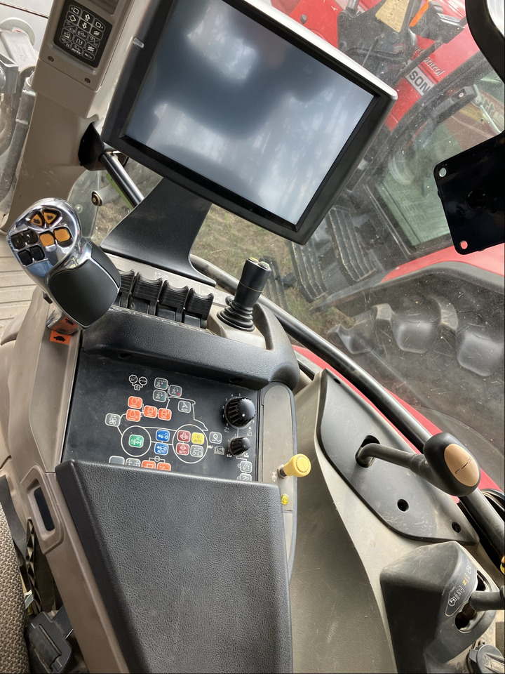 Case IH Maxxum 110 - Traktor: obrázok 5 Case IH Maxxum 110 - Traktor: obrázok 5