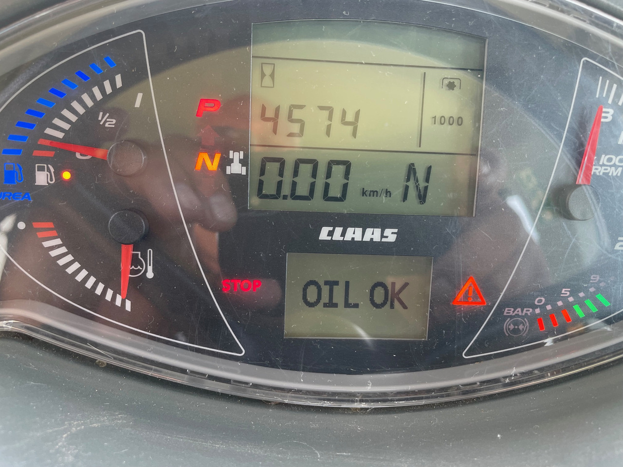 Claas Axion 870 CMATIC - Traktor: obrázok 2 Claas Axion 870 CMATIC - Traktor: obrázok 2