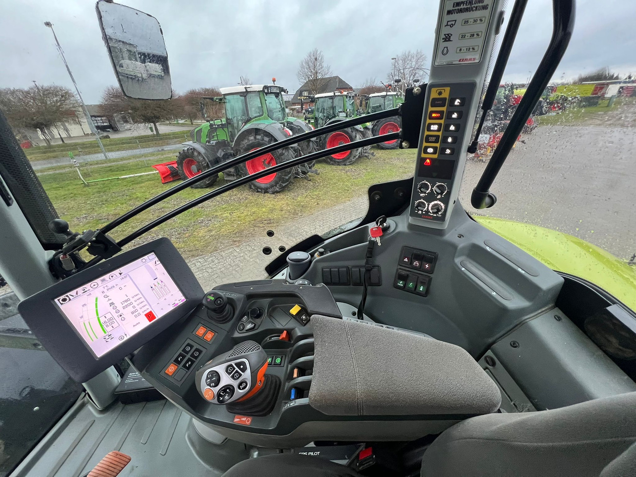 Claas Axion 930 - Traktor: obrázok 2 Claas Axion 930 - Traktor: obrázok 2