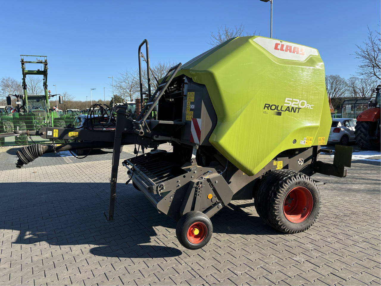 Claas Rollant 520 RC - Stroje na zber krmovín: obrázok 1 Claas Rollant 520 RC - Stroje na zber krmovín: obrázok 1