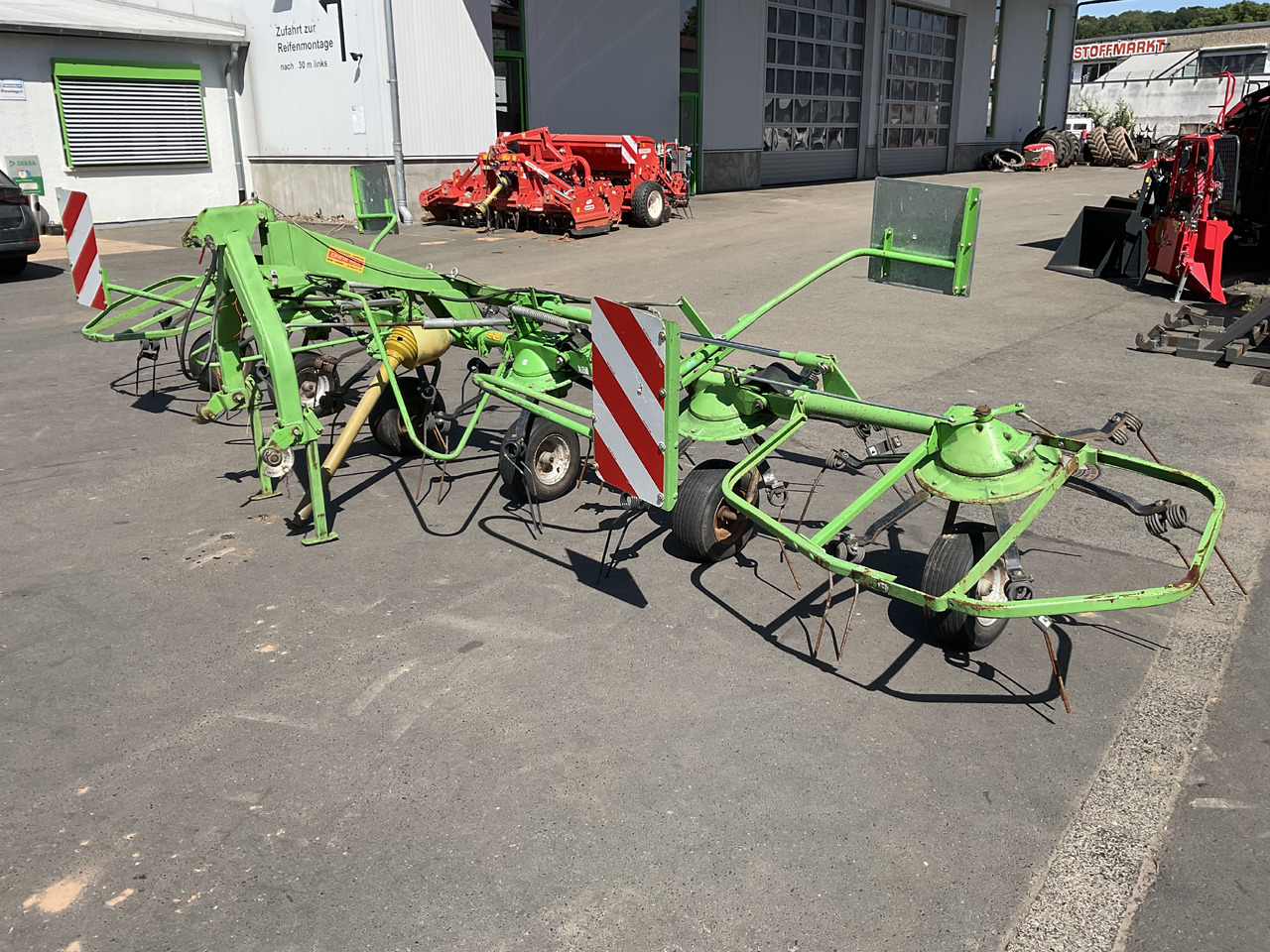 Deutz-Fahr KH 2.64 Heuwender - Obracač sena: obrázok 3 Deutz-Fahr KH 2.64 Heuwender - Obracač sena: obrázok 3