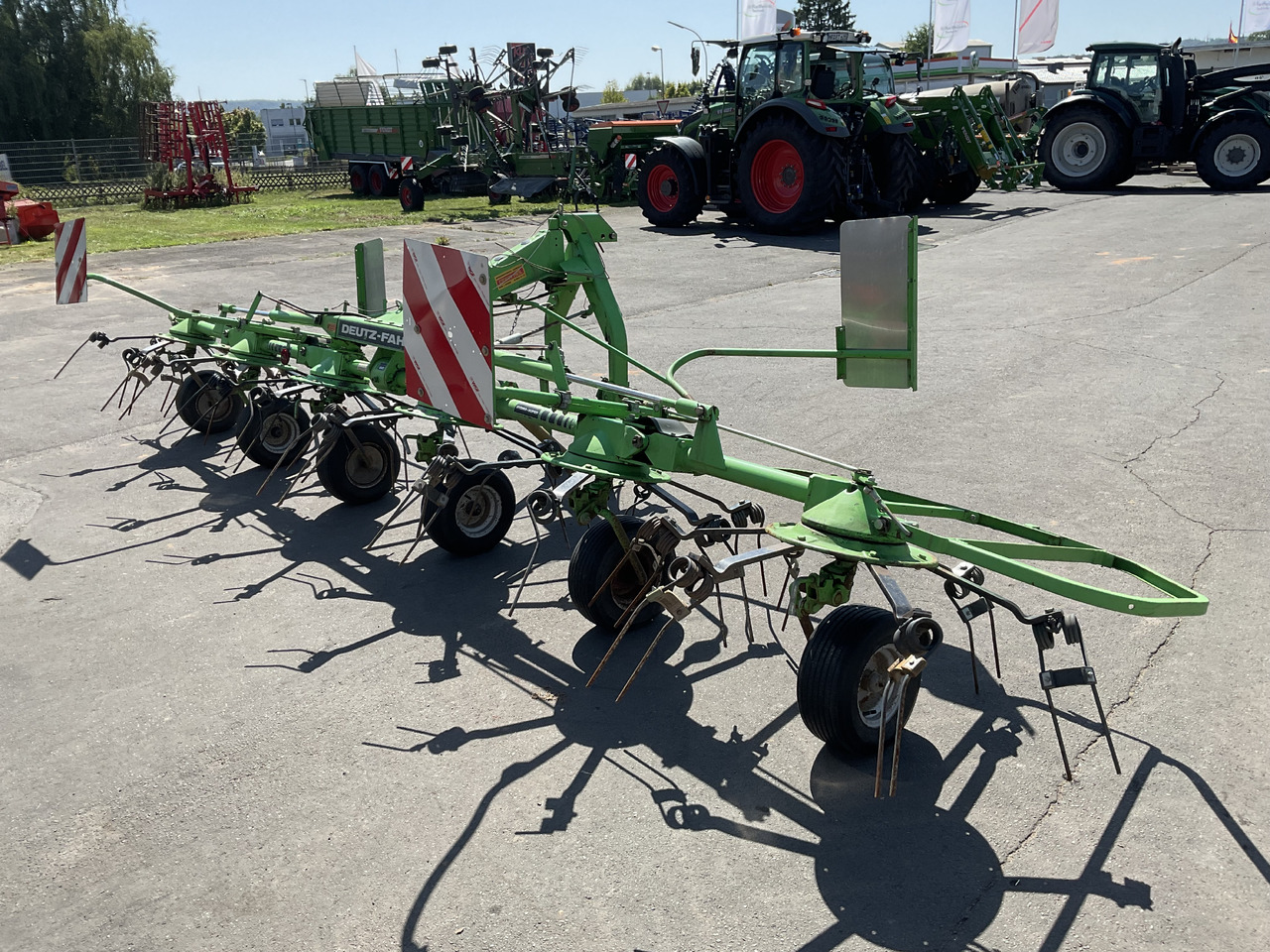 Deutz-Fahr KH 2.64 Heuwender - Obracač sena: obrázok 1 Deutz-Fahr KH 2.64 Heuwender - Obracač sena: obrázok 1