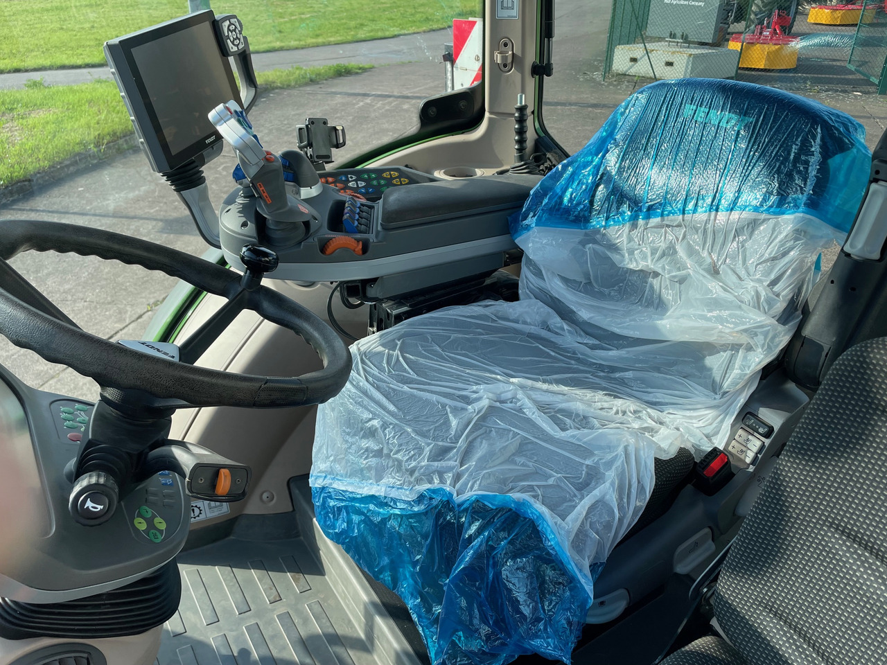 Fendt 516 Vario S4 ProfiPlus - Traktor: obrázok 5 Fendt 516 Vario S4 ProfiPlus - Traktor: obrázok 5