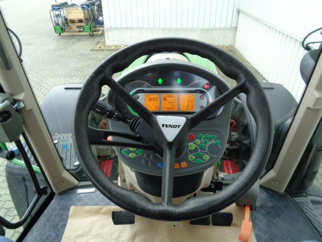 Fendt 516 Vario S4 ProfiPlus - Traktor: obrázok 3 Fendt 516 Vario S4 ProfiPlus - Traktor: obrázok 3