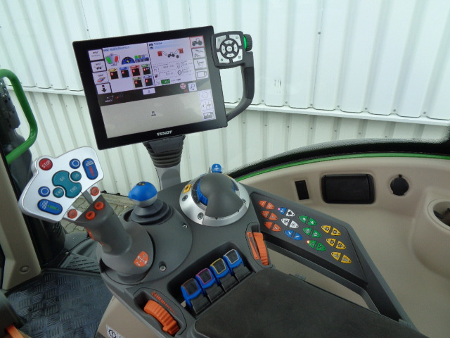Fendt 516 Vario S4 ProfiPlus - Traktor: obrázok 5 Fendt 516 Vario S4 ProfiPlus - Traktor: obrázok 5