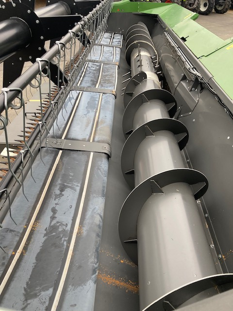 Fendt 6335C Stage 5 - Obilný kombajn: obrázok 3 Fendt 6335C Stage 5 - Obilný kombajn: obrázok 3