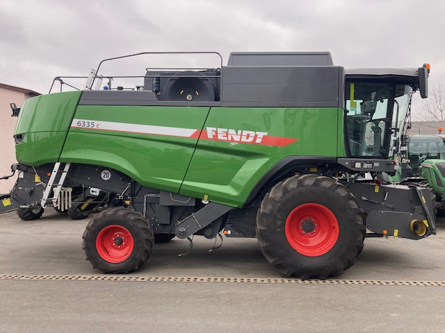 Fendt 6335C Stage 5 - Obilný kombajn: obrázok 1 Fendt 6335C Stage 5 - Obilný kombajn: obrázok 1