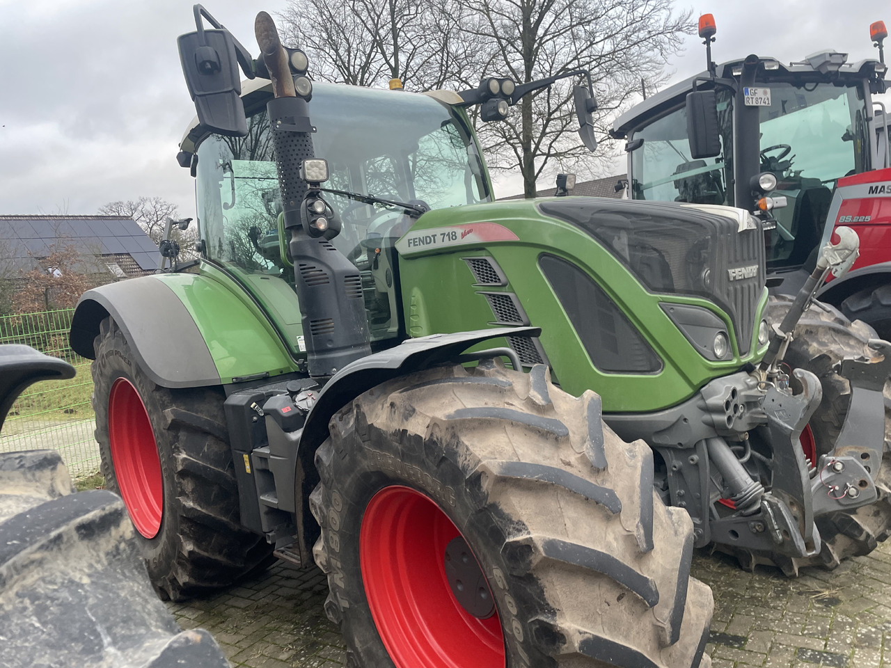 Fendt 718 Power Plus - Traktor: obrázok 1 Fendt 718 Power Plus - Traktor: obrázok 1