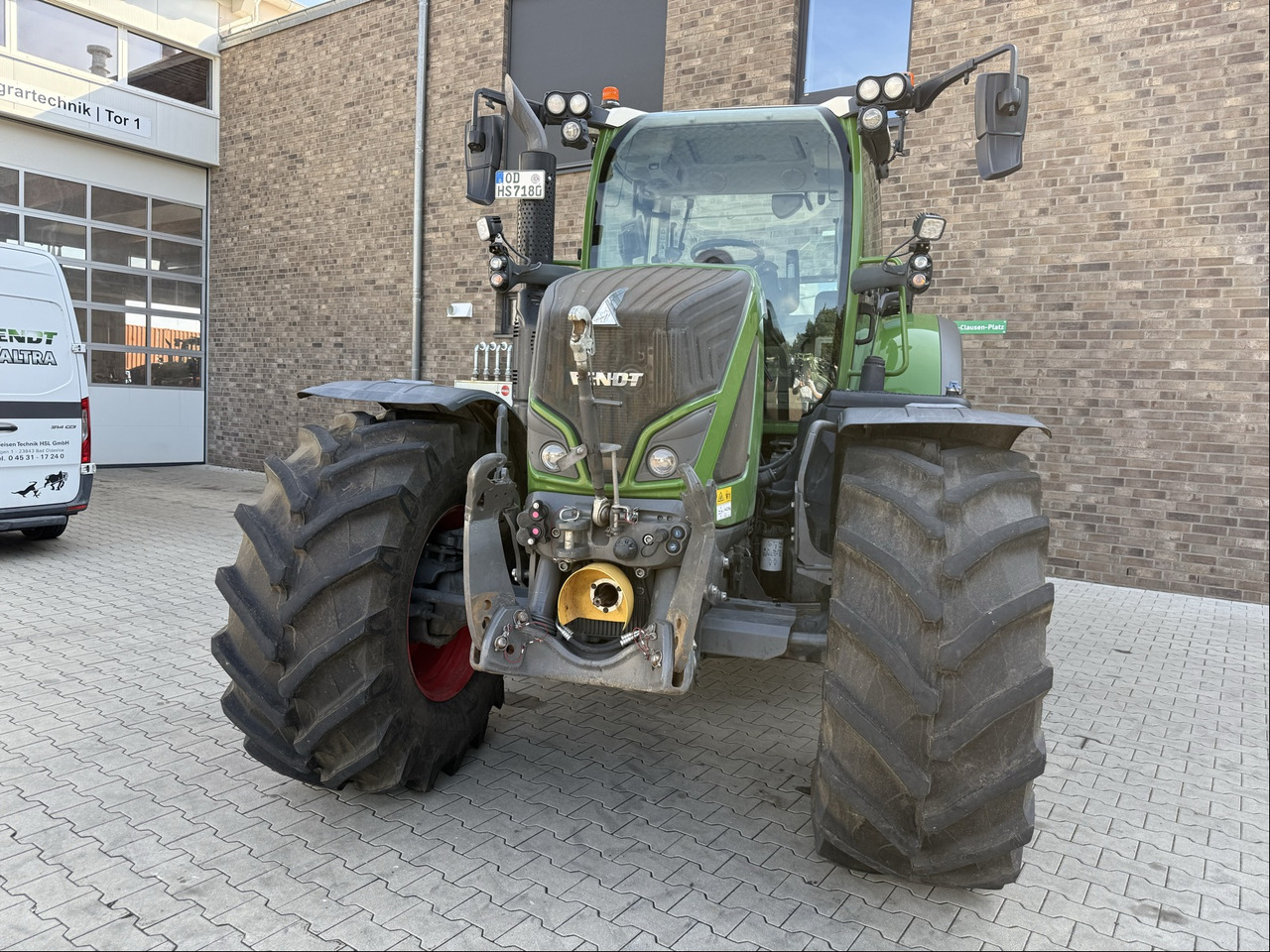 Fendt 718 Vario Gen6 PowerPlus - Traktor: obrázok 4 Fendt 718 Vario Gen6 PowerPlus - Traktor: obrázok 4