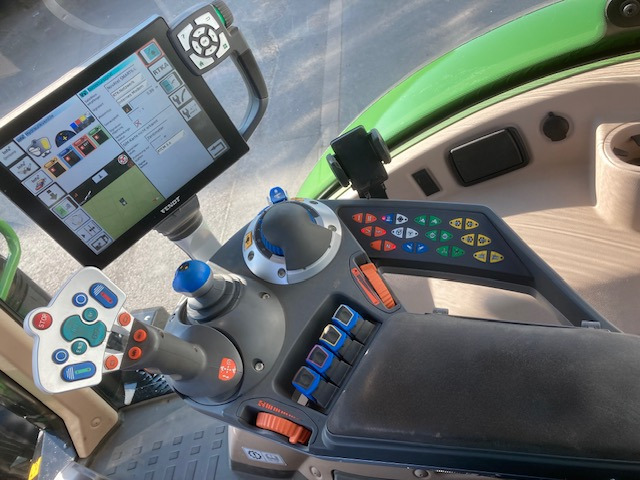 Fendt 718 Vario S4 Profi Plus - Traktor: obrázok 4 Fendt 718 Vario S4 Profi Plus - Traktor: obrázok 4