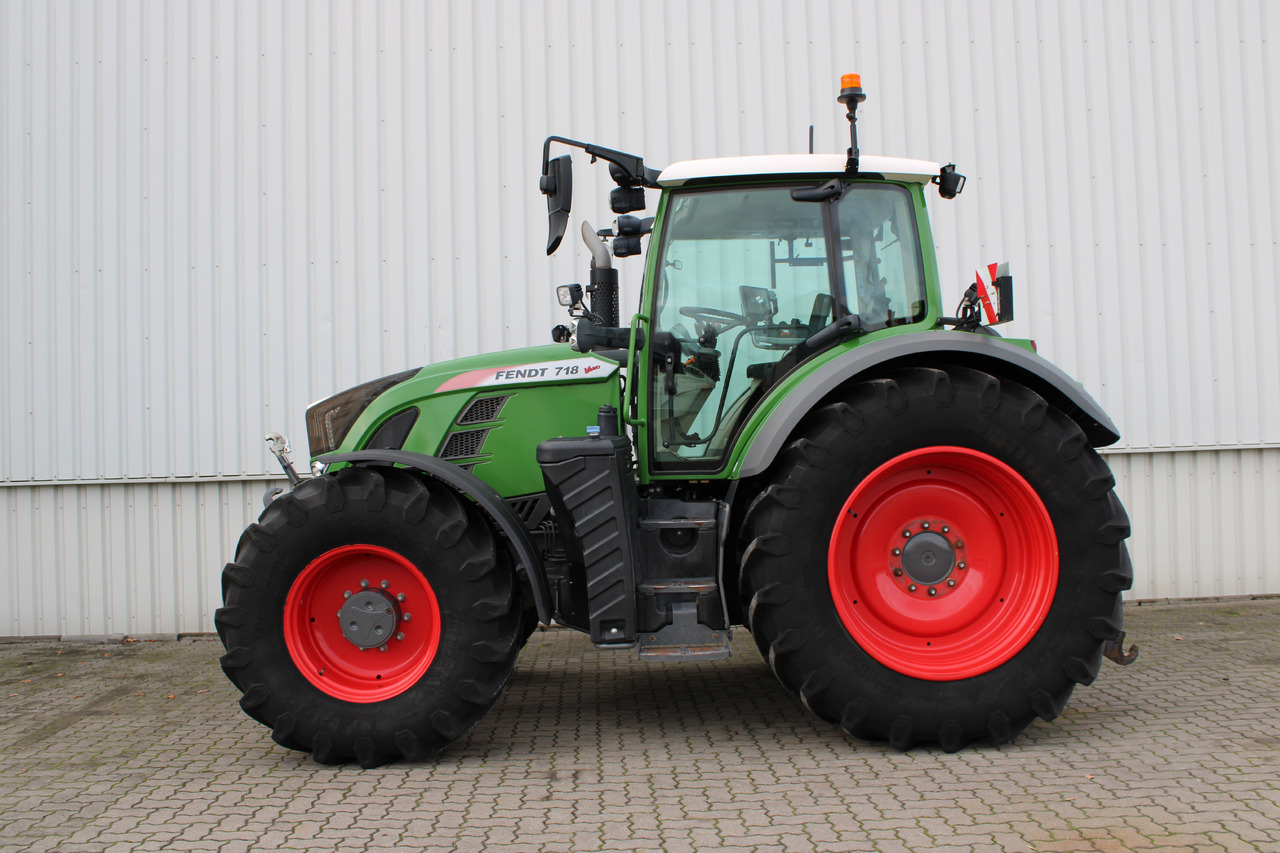 Fendt 718 Vario S4 ProfiPlus - Traktor: obrázok 1 Fendt 718 Vario S4 ProfiPlus - Traktor: obrázok 1