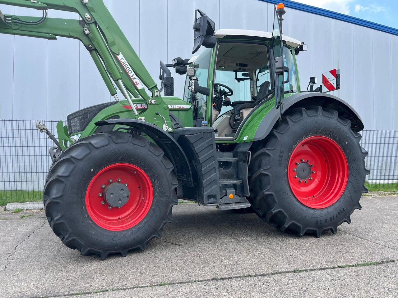 Fendt 724 Vario Gen6 ProfiPlus - Traktor: obrázok 1 Fendt 724 Vario Gen6 ProfiPlus - Traktor: obrázok 1