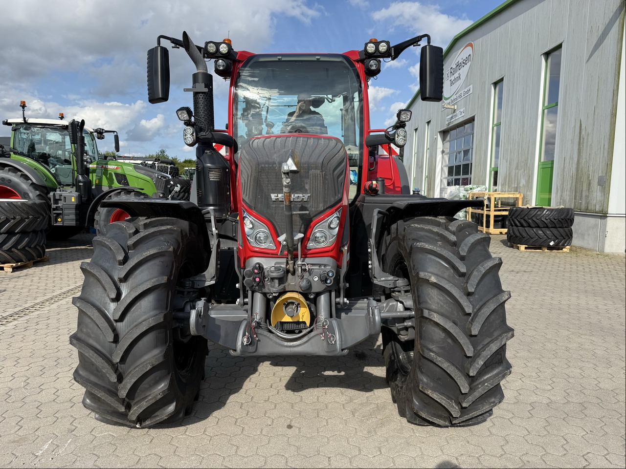 Fendt 724 Vario Gen6 ProfiPlus - Traktor: obrázok 3 Fendt 724 Vario Gen6 ProfiPlus - Traktor: obrázok 3
