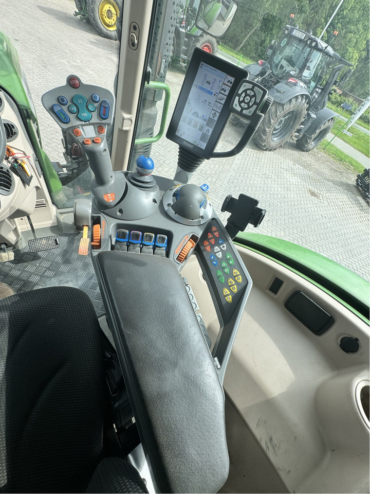 Traktor Fendt 724 Vario S4: obrázok 9