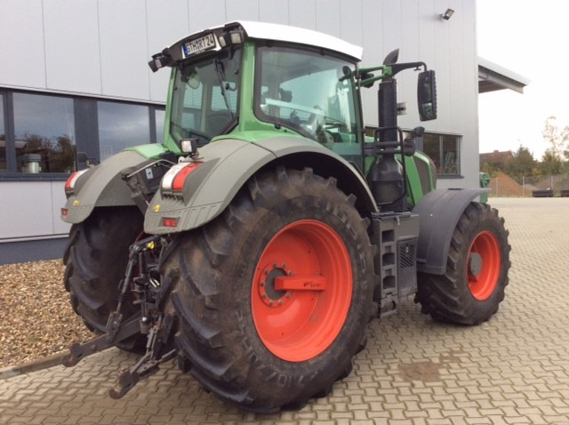 Fendt 824 Vario S4 Profi - Traktor: obrázok 5 Fendt 824 Vario S4 Profi - Traktor: obrázok 5