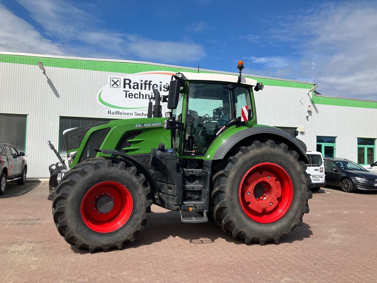 Fendt 828 Vario S4 Profi Plus - Traktor: obrázok 1 Fendt 828 Vario S4 Profi Plus - Traktor: obrázok 1