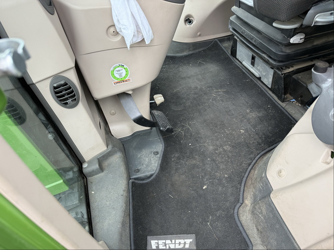 Fendt 828 Vario S4 ProfiPlus - Traktor: obrázok 2 Fendt 828 Vario S4 ProfiPlus - Traktor: obrázok 2
