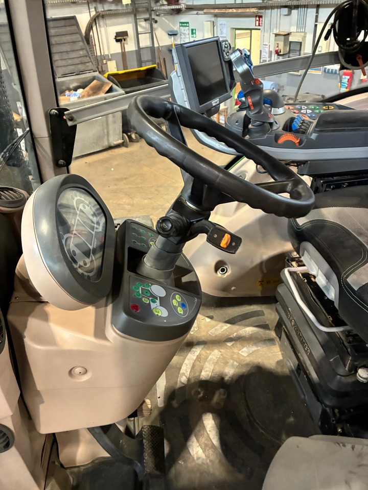 Fendt 828 Vario SCR ProfiPlus - Traktor: obrázok 3 Fendt 828 Vario SCR ProfiPlus - Traktor: obrázok 3