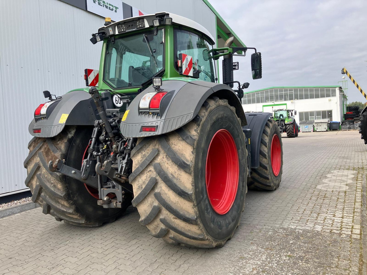 Fendt 936 Vario S4 ProfiPlus - Traktor: obrázok 4 Fendt 936 Vario S4 ProfiPlus - Traktor: obrázok 4