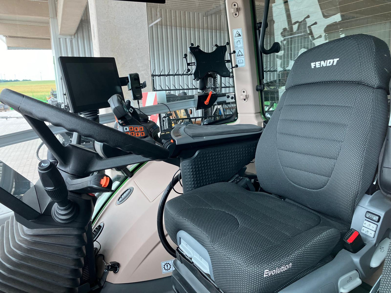 Fendt 942 Vario Gen7 Profi Setting2 - Traktor: obrázok 3 Fendt 942 Vario Gen7 Profi Setting2 - Traktor: obrázok 3