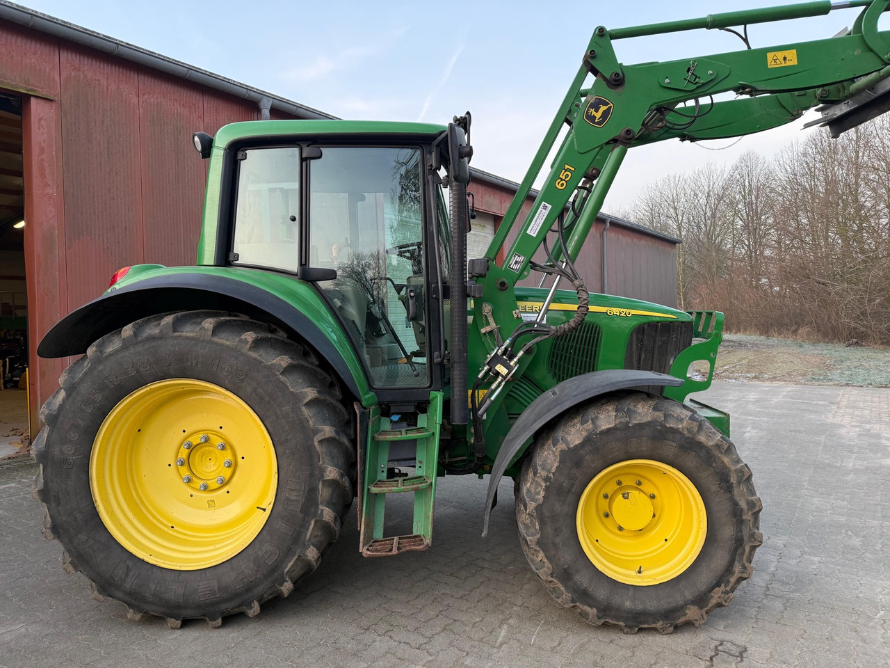 John Deere 6420 - Traktor: obrázok 4 John Deere 6420 - Traktor: obrázok 4