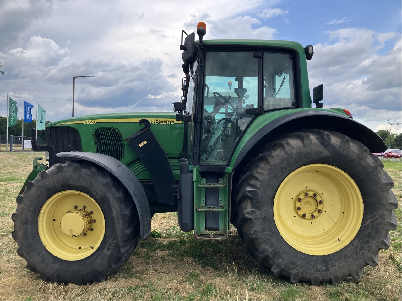 John Deere 6920 Auto Quad - Traktor: obrázok 1 John Deere 6920 Auto Quad - Traktor: obrázok 1
