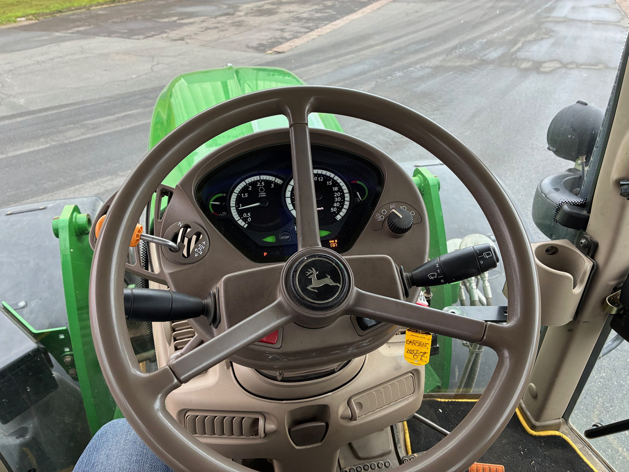 John Deere 7430 - Traktor: obrázok 2 John Deere 7430 - Traktor: obrázok 2