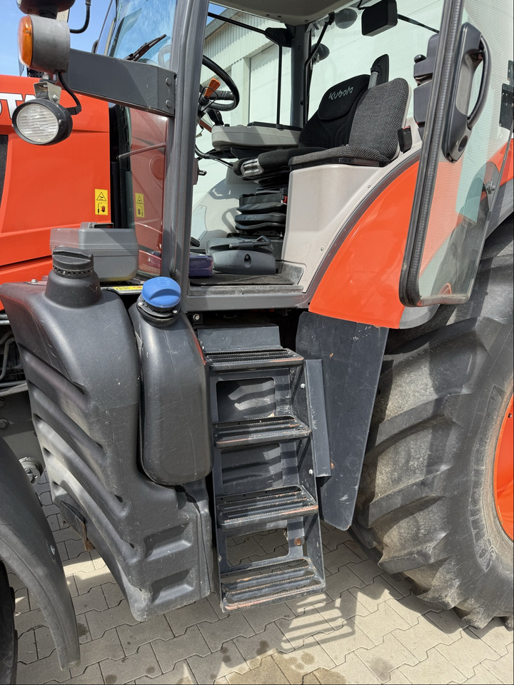 Kubota M 7151 KVT - Traktor: obrázok 2 Kubota M 7151 KVT - Traktor: obrázok 2