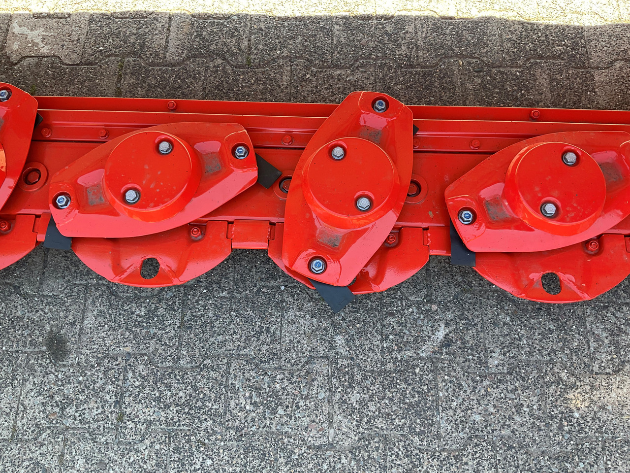 Kuhn GMD 355-FF Scheibenmähwerke - Kosačka: obrázok 2 Kuhn GMD 355-FF Scheibenmähwerke - Kosačka: obrázok 2