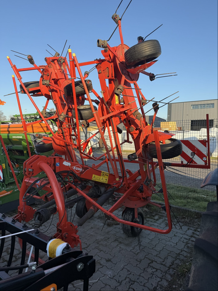 Kuhn Heuwender GF 8702 - Obracač sena: obrázok 3 Kuhn Heuwender GF 8702 - Obracač sena: obrázok 3