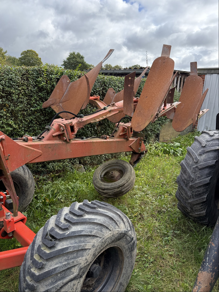 Kuhn Volldrehpflug - Pluh: obrázok 4 Kuhn Volldrehpflug - Pluh: obrázok 4