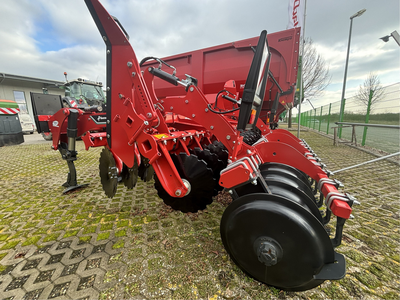 Kverneland DTX T300-5 Standard AR - Stroj na obrábanie pôdy: obrázok 4 Kverneland DTX T300-5 Standard AR - Stroj na obrábanie pôdy: obrázok 4